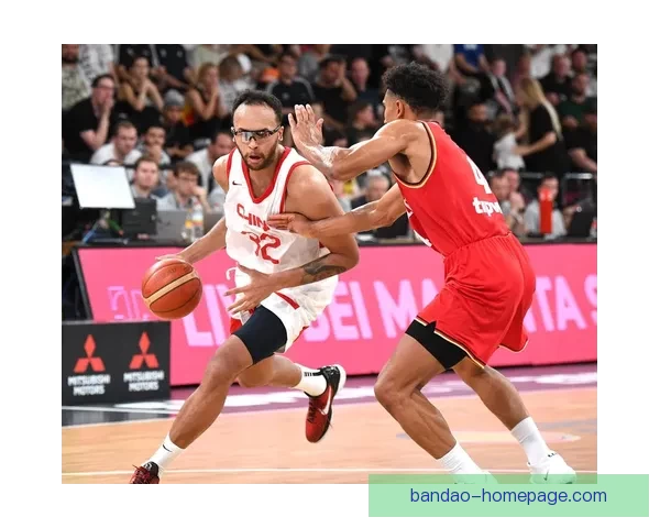 李凯尔：华子能力突出能融入球队想夺冠必须客场战胜强队