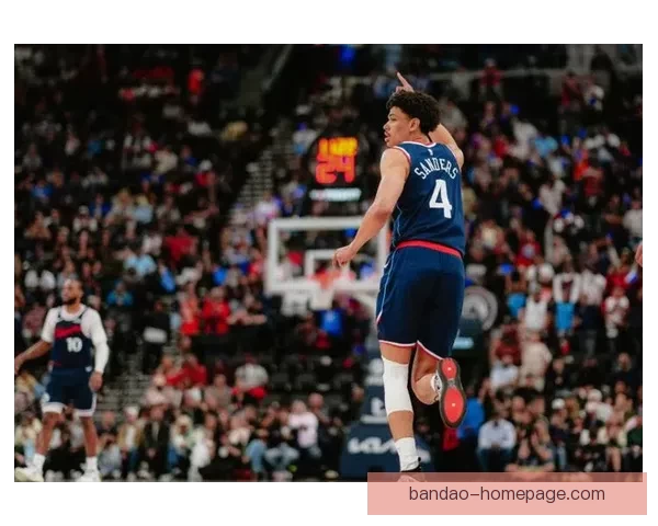 快船大胜雄鹿一度领先46分小卡20分创队史纪录